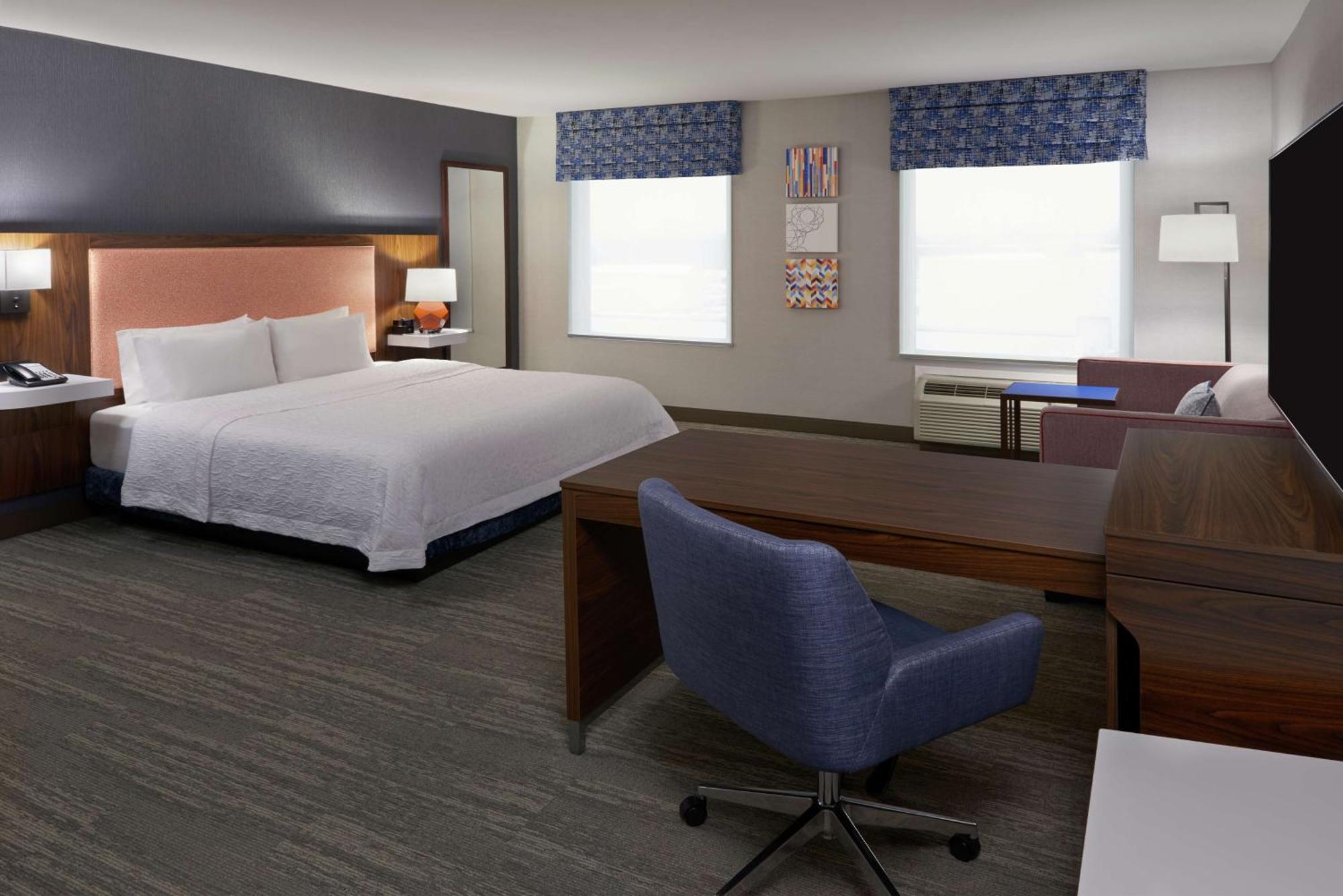 Hampton Inn & Suites Montreal-Dorval Exterior foto